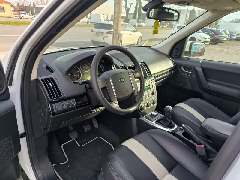Land Rover Freelander 2.2d-6sk-Euro-5A, снимка 13 - Автомобили и джипове - 52965688