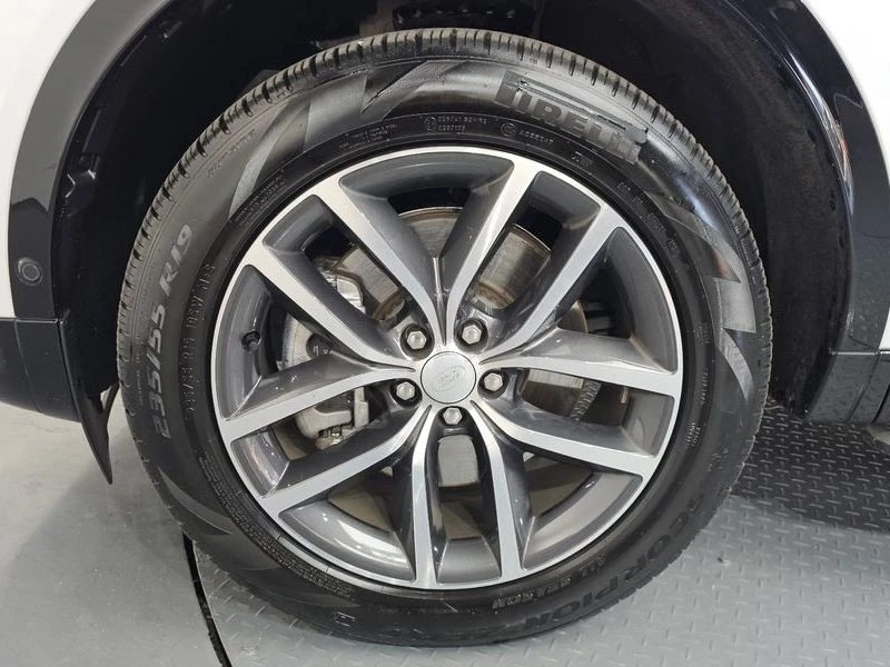 Land Rover Discovery Sport 2.0 Automatic, снимка 5 - Автомобили и джипове - 55931848