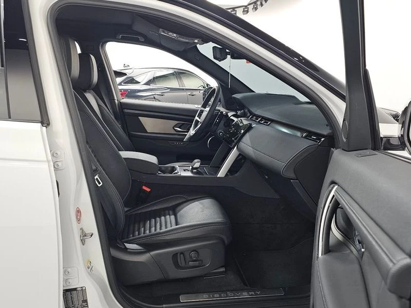 Land Rover Discovery Sport 2.0 Automatic, снимка 11 - Автомобили и джипове - 55931848