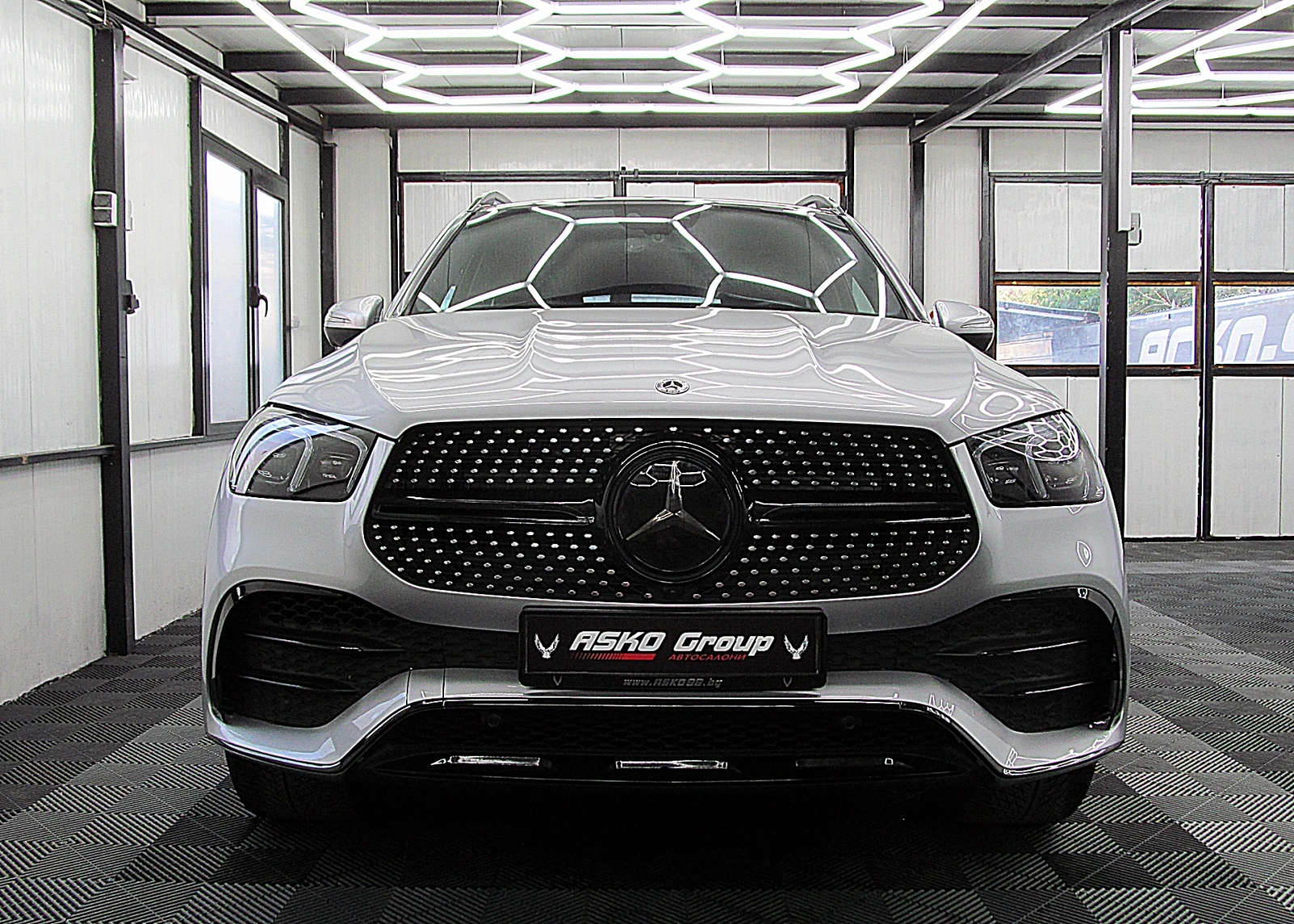 Mercedes-Benz GLE 400 AMG/PANORAMA/360-kamera/KylessGo/СОБСТВЕН ЛИЗИНГ - изображение 2