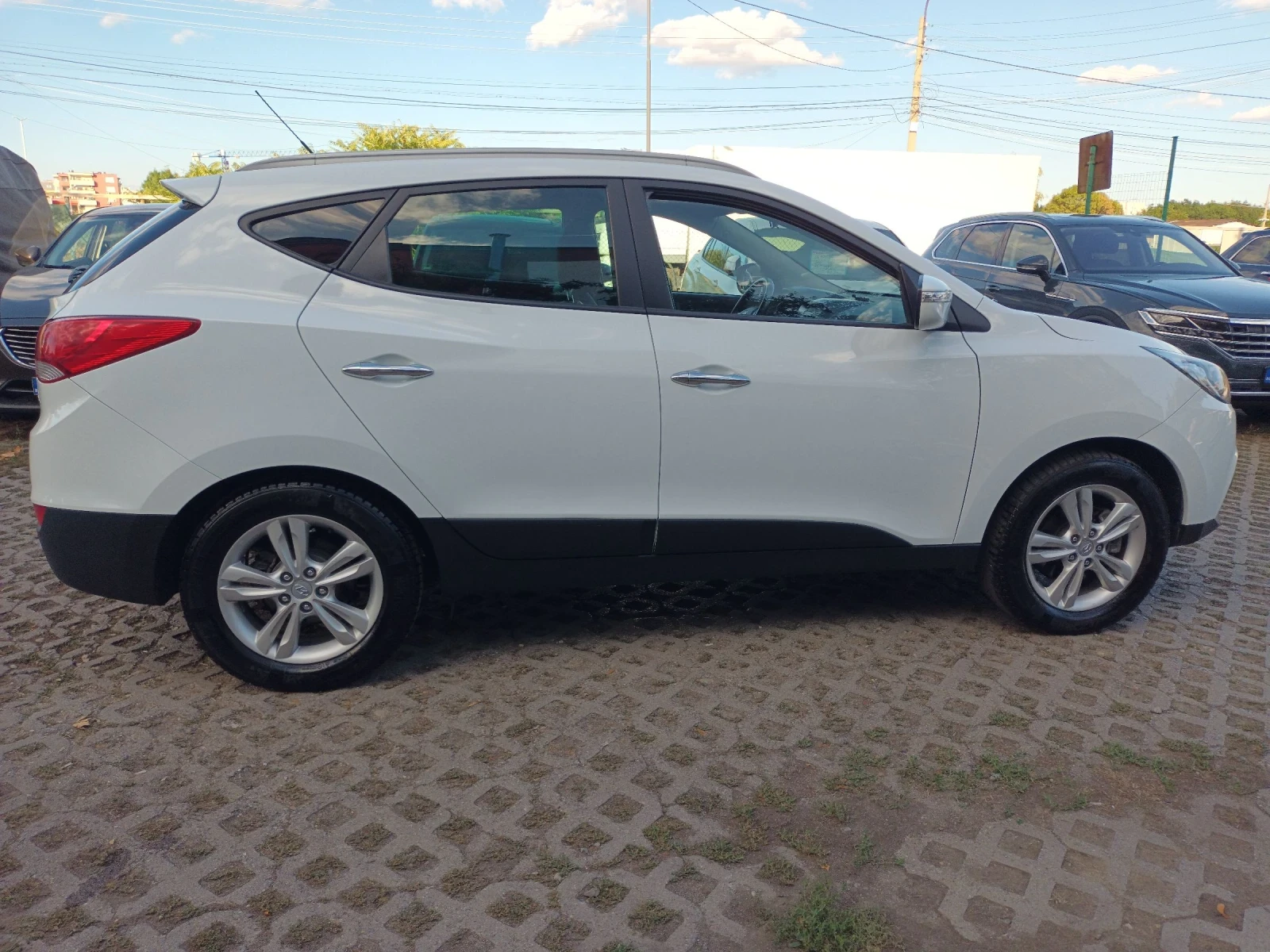 Hyundai IX35 2.0i 163k.c.бензин, 4х4. - изображение 6