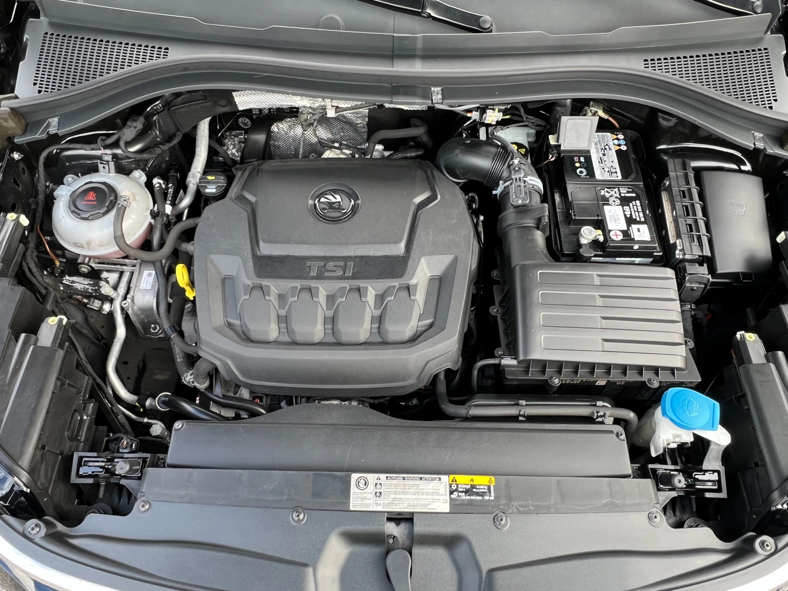 Skoda Kodiaq 2.0TSI 4x4/ПАНОРАМА/КОЖА/RVM/TMBLD7NS1J8097541/, снимка 8 - Автомобили и джипове - 53980944