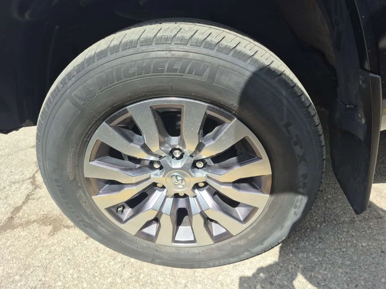 Toyota Tacoma LIMITED CREW CAB SHORT BED| DISTRONIC| ПОДГРЕВИ, снимка 7 - Автомобили и джипове - 54520880