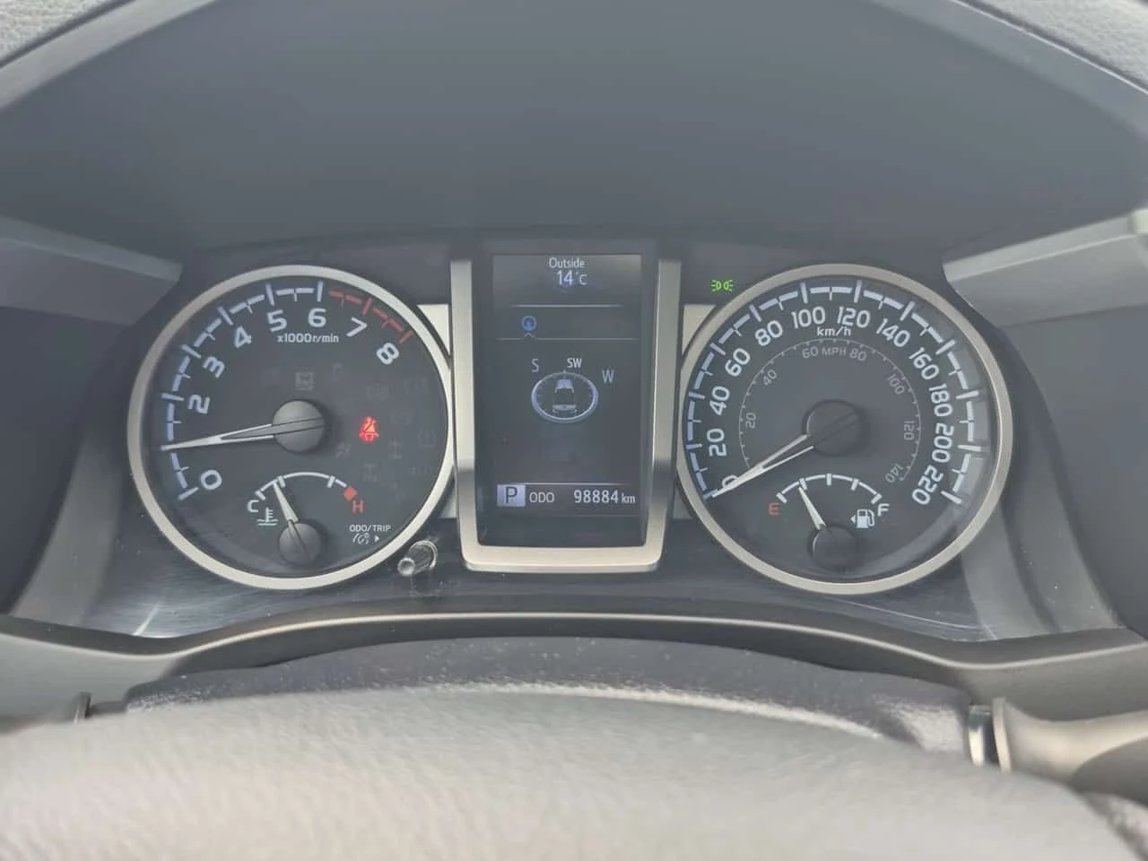 Toyota Tacoma LIMITED CREW CAB SHORT BED| DISTRONIC| ПОДГРЕВИ, снимка 10 - Автомобили и джипове - 54520880