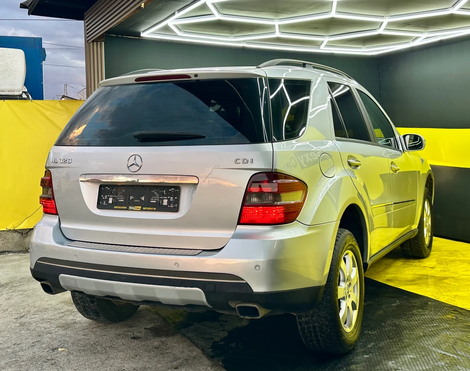 Mercedes-Benz ML 320 Регистриран/на пружини, снимка 5 - Автомобили и джипове - 54704521