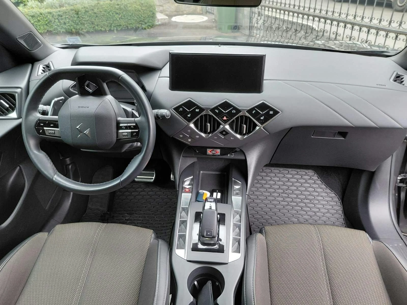 DS DS 3 Crossback, снимка 6 - Автомобили и джипове - 56270600