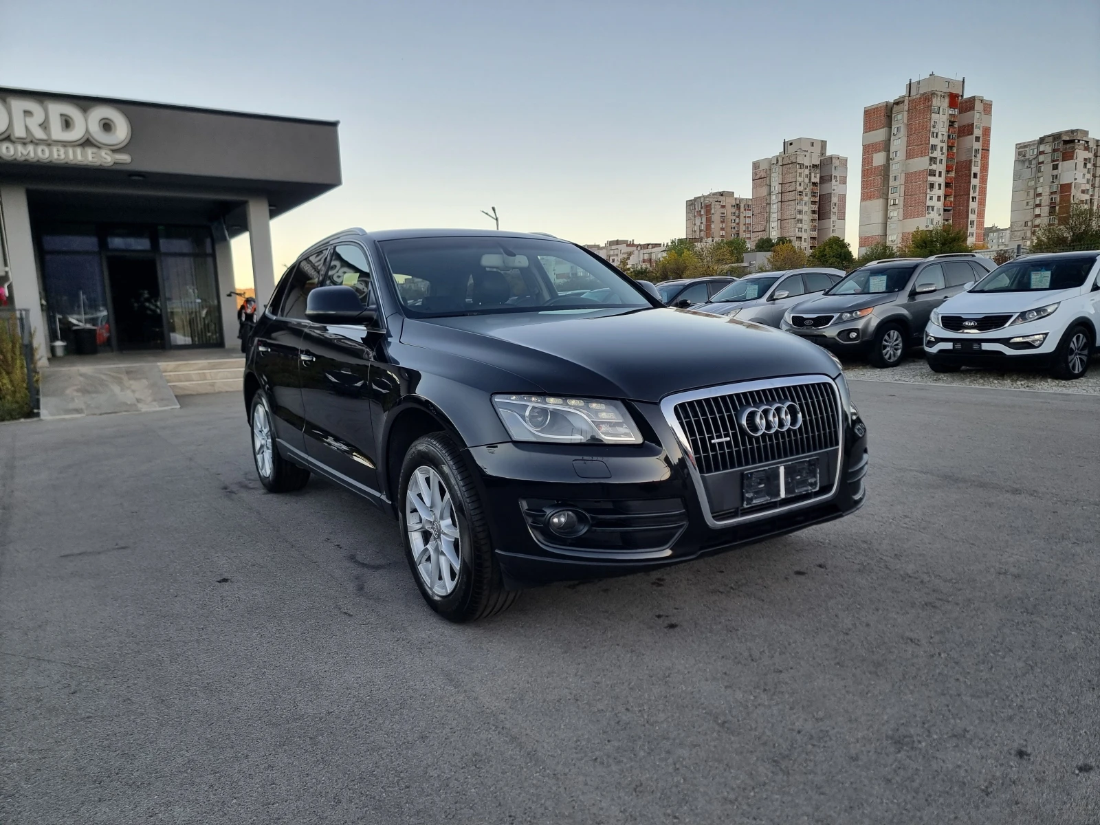 Audi Q5 2.0TDI QUATTRO, снимка 8 - Автомобили и джипове - 56632761