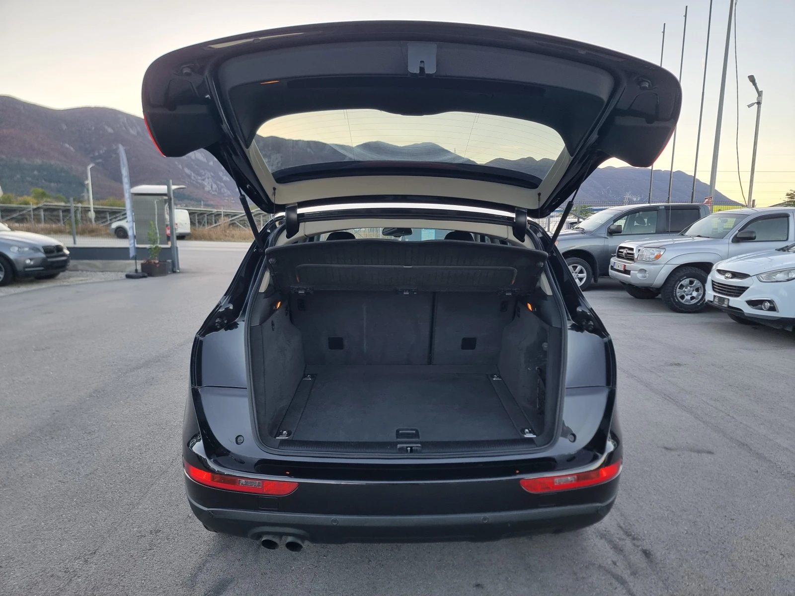 Audi Q5 2.0TDI QUATTRO, снимка 13 - Автомобили и джипове - 56632761