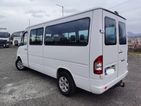 Mercedes-Benz 313 2000, снимка 4