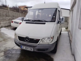 Mercedes-Benz 313 2000, снимка 3