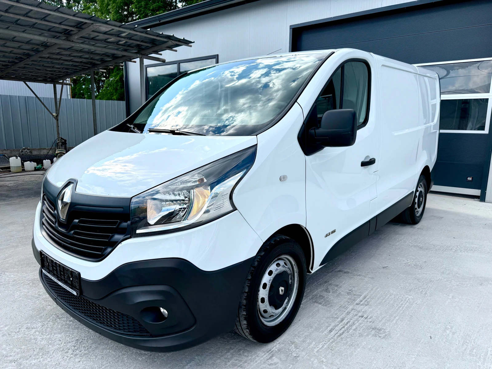 Renault Trafic 1.6tdi KLIMATIK - изображение 3