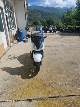    Yamaha X-max Perfekten 19000 km 125 cc