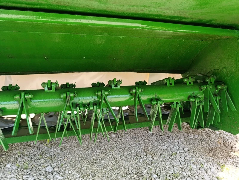 Сенокосачка John Deere 1360, снимка 7 - Селскостопанска техника - 45859658