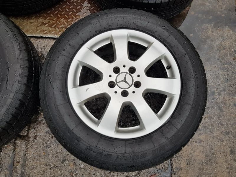 Гуми с джанти Matador 235/65R17, снимка 2 - Гуми и джанти - 49209878