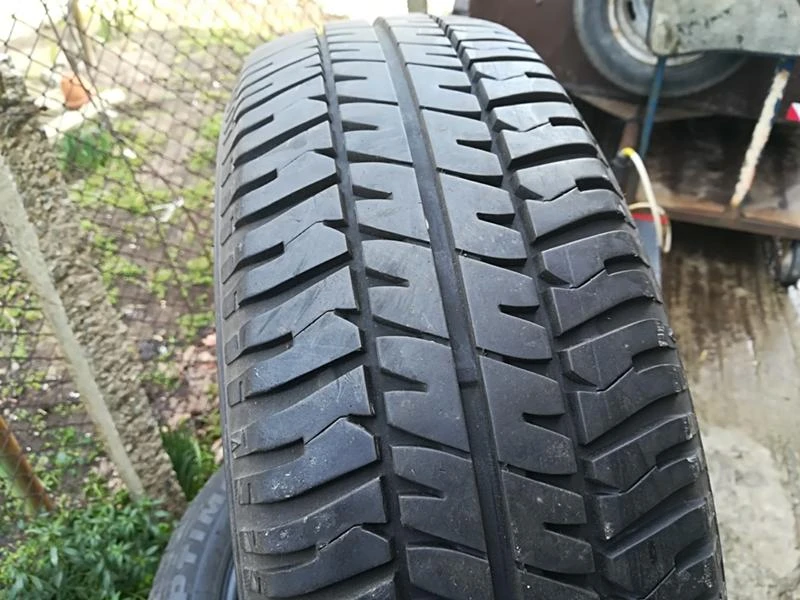 Гуми Летни 185/70R14, снимка 2 - Гуми и джанти - 26215395