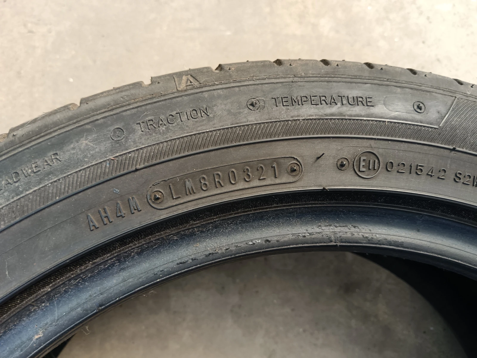 Гуми Летни 215/50R17, снимка 7 - Гуми и джанти - 52315836