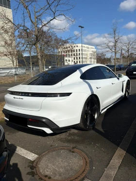 Porsche Taycan Turbo Spor Chrono PCCB, снимка 2