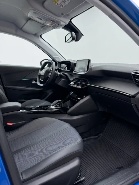 Peugeot 208 New Line Up ALLURE PACK 1.2 PureTech 130 EAT8, снимка 4