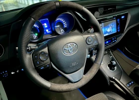 Toyota Auris 1.8, снимка 11