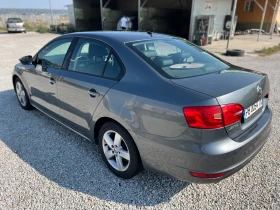 Обява за продажба на VW Jetta Десен волан, DSG автомат, реални километри ~Цена по договаряне - изображение 1