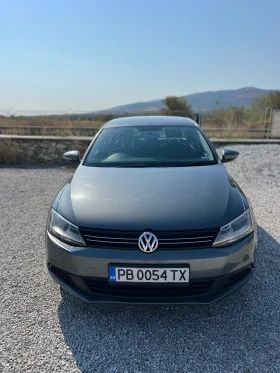 Обява за продажба на VW Jetta Десен волан, DSG автомат, реални километри ~Цена по договаряне - изображение 1