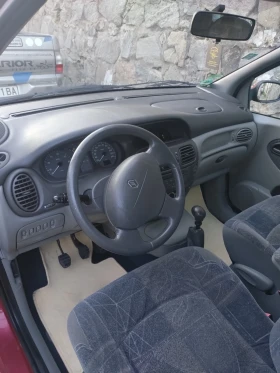 Обява за продажба на Renault Scenic 1.6 ~4 400 лв. - изображение 2