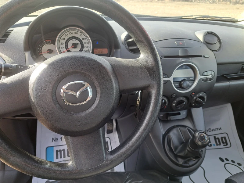 Mazda 2 1.4, снимка 5 - Автомобили и джипове - 44176039