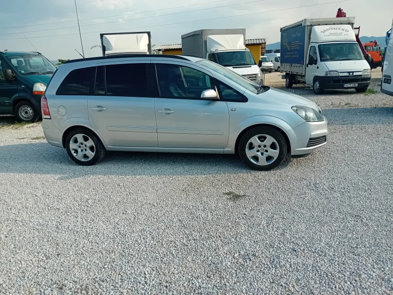 Opel Zafira 1.6  KLIMA GAZ, снимка 6 - Автомобили и джипове - 46649178