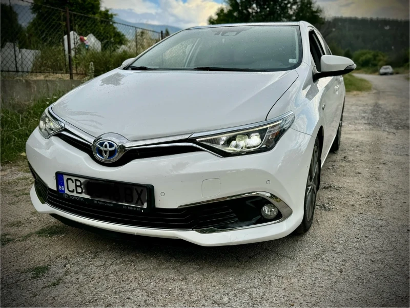 Toyota Auris 1.8, снимка 1 - Автомобили и джипове - 46889286