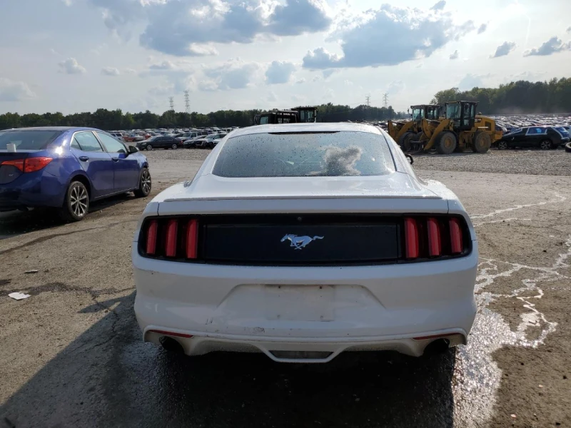 Ford Mustang, снимка 6 - Автомобили и джипове - 47327647