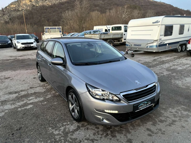 Peugeot 308 1.2i КАТО НОВА, снимка 1 - Автомобили и джипове - 48757458