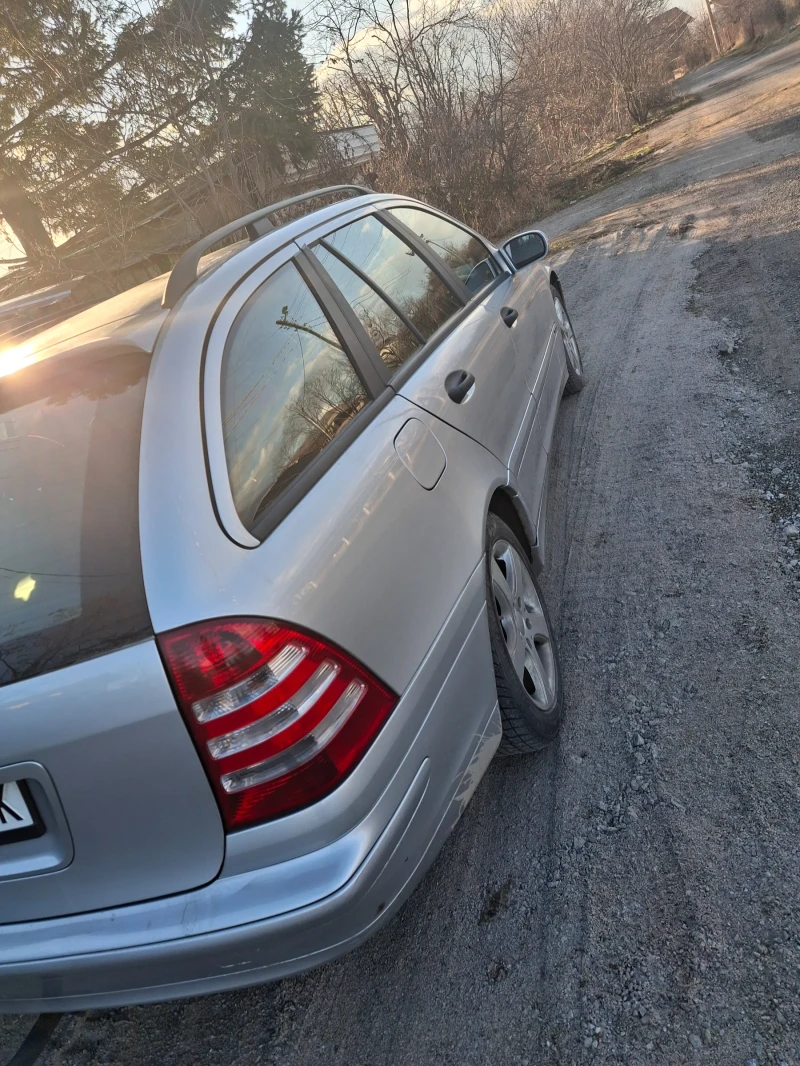 Mercedes-Benz C 200, снимка 4 - Автомобили и джипове - 49188844