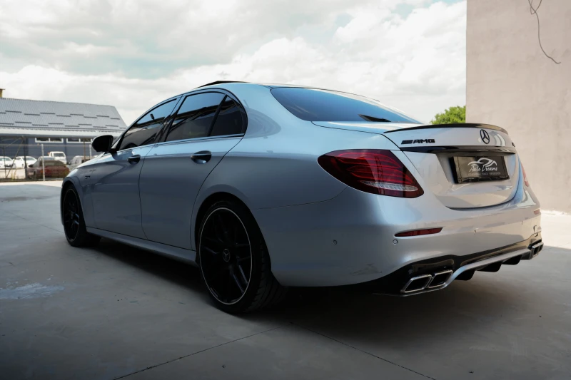 Mercedes-Benz E 43 AMG 4 MATIC| FULL| BURMESTER| SHADOW LINE| КЛАПИ| TOП, снимка 5 - Автомобили и джипове - 51066202