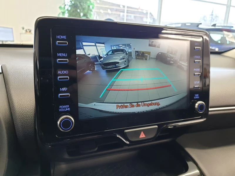 Toyota Yaris Cross COMFORT/116HP/CAM/NAVI/LED/L.ASSIST/CARPLAY/233g, снимка 12 - Автомобили и джипове - 51532323