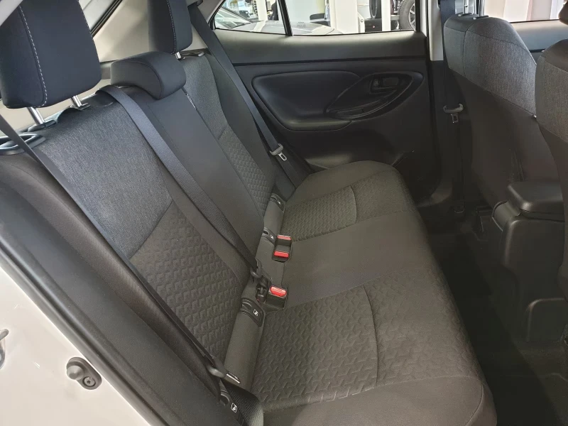 Toyota Yaris Cross COMFORT/116HP/CAM/NAVI/LED/L.ASSIST/CARPLAY/233g, снимка 16 - Автомобили и джипове - 51532323