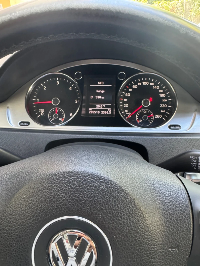 VW Passat 2.0TDI 4Motion 170ps 6DSG, снимка 8 - Автомобили и джипове - 52284813