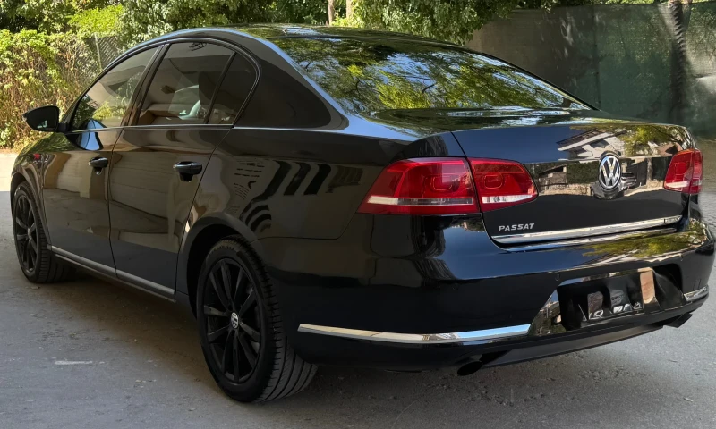 VW Passat 2.0TDI 4Motion 170ps 6DSG, снимка 4 - Автомобили и джипове - 52284813
