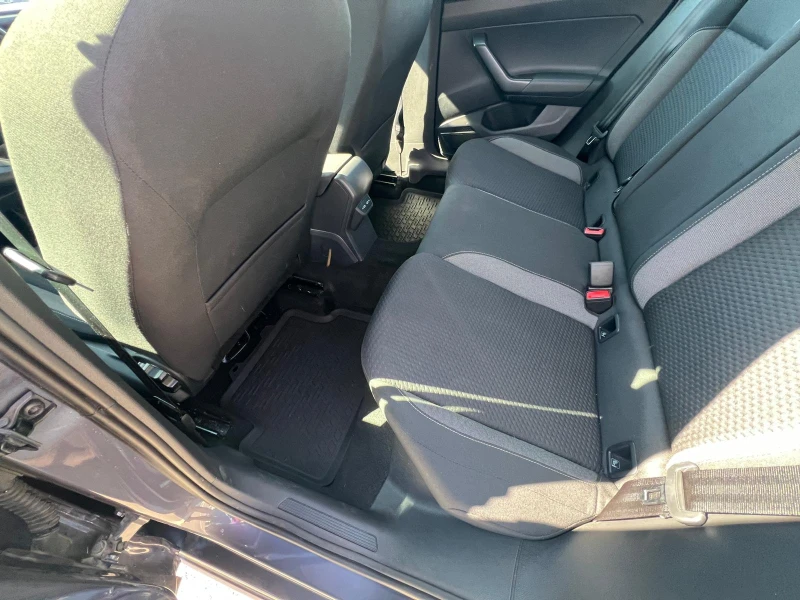 VW Polo, снимка 8 - Автомобили и джипове - 52036078