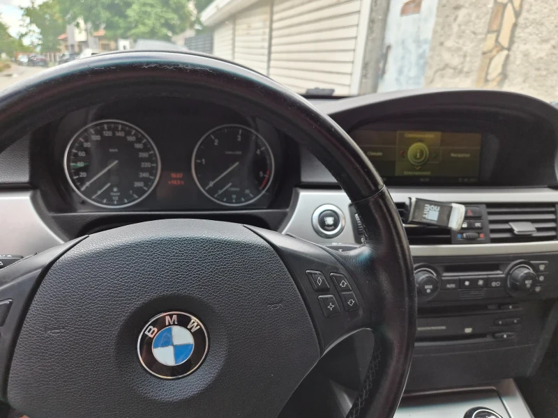 BMW 320 2 D, снимка 11 - Автомобили и джипове - 52268090