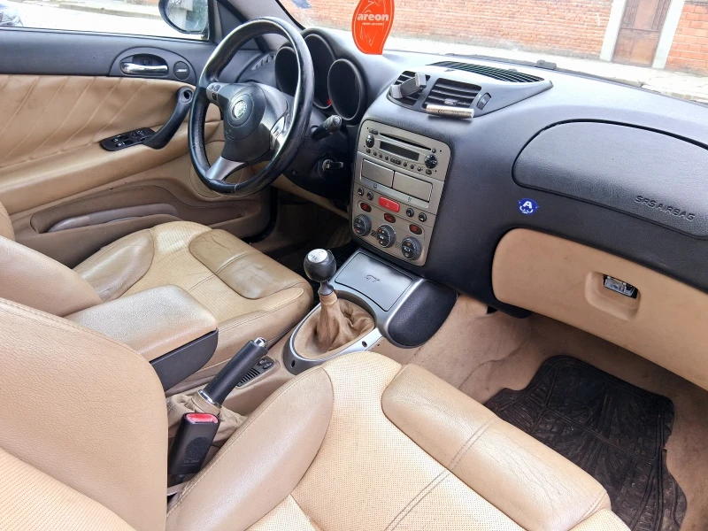 Alfa Romeo Gt 1.9 GT Дизел, снимка 11 - Автомобили и джипове - 53040869