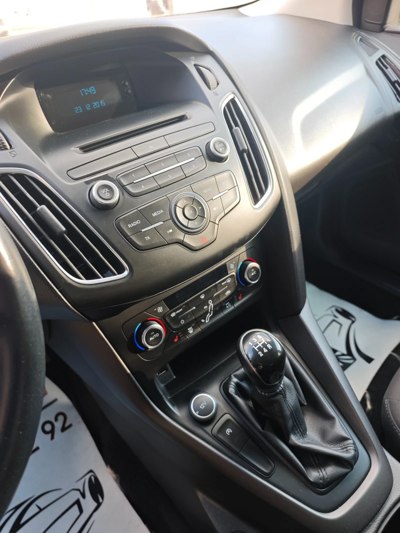 Ford Focus 1.0ITurbo  НОВ ВНОС, снимка 11 - Автомобили и джипове - 53415207