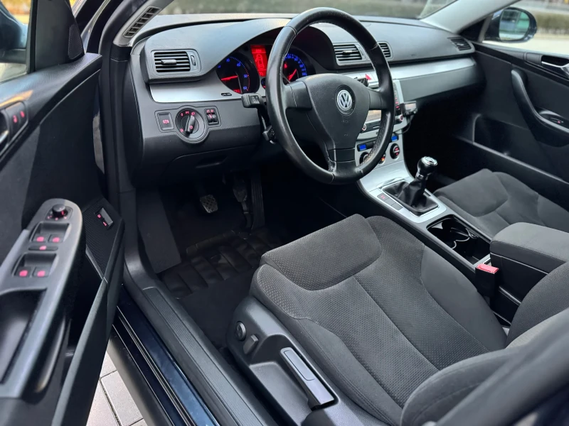 VW Passat 1.9tdi* Navi* Tempomat* Klimatronik* 203500км!TOP!, снимка 10 - Автомобили и джипове - 53478963