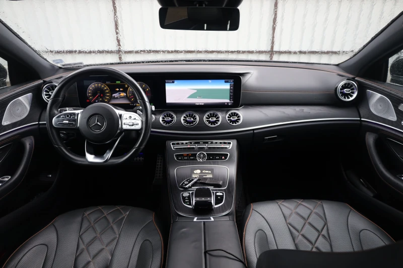 Mercedes-Benz CLS 450 AMG 4M Edition1 BURM HuD 360 Multibeam iCarbg, снимка 11 - Автомобили и джипове - 53570841