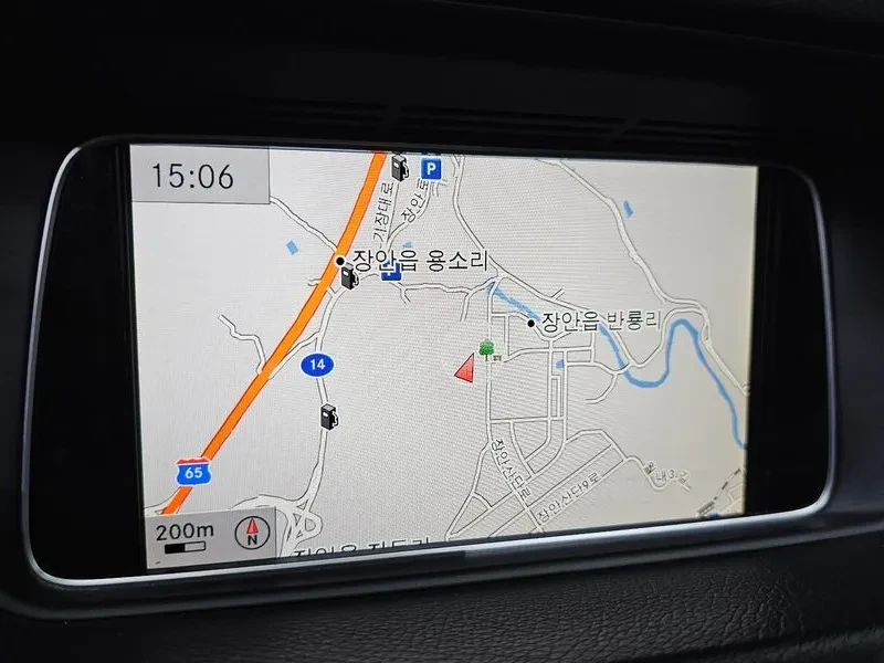 Mercedes-Benz E 300 4Matic Avantgarde - САМО 30% АВАНС, снимка 13 - Автомобили и джипове - 56002565