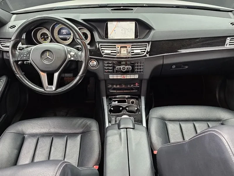 Mercedes-Benz E 300 4Matic Avantgarde - САМО 30% АВАНС, снимка 6 - Автомобили и джипове - 56002565