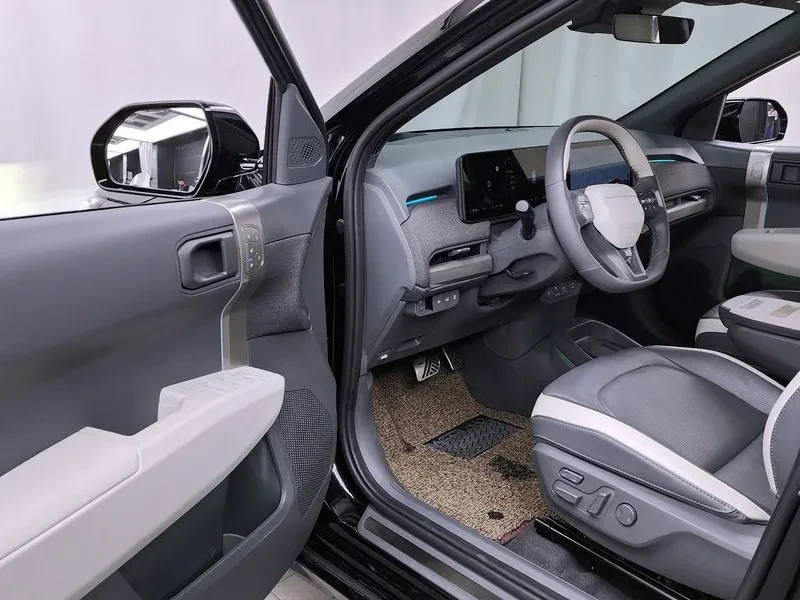 Kia EV3 Standard 2Wd Gt Line, снимка 10 - Автомобили и джипове - 56698944