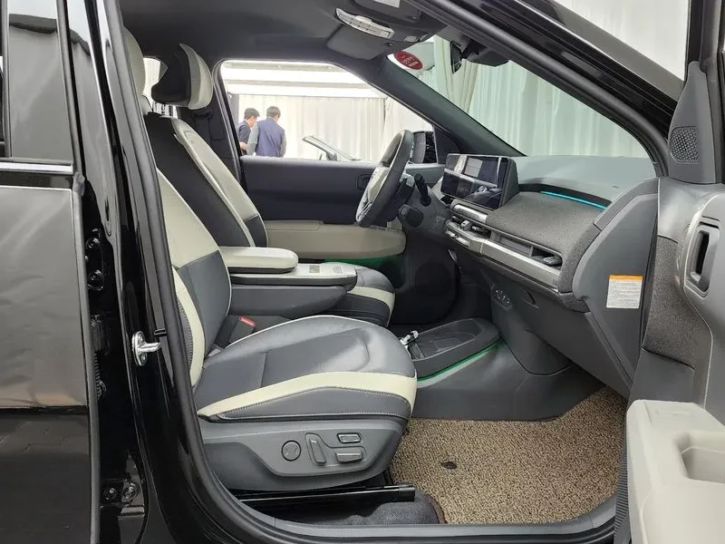 Kia EV3 Standard 2Wd Gt Line, снимка 11 - Автомобили и джипове - 56698944