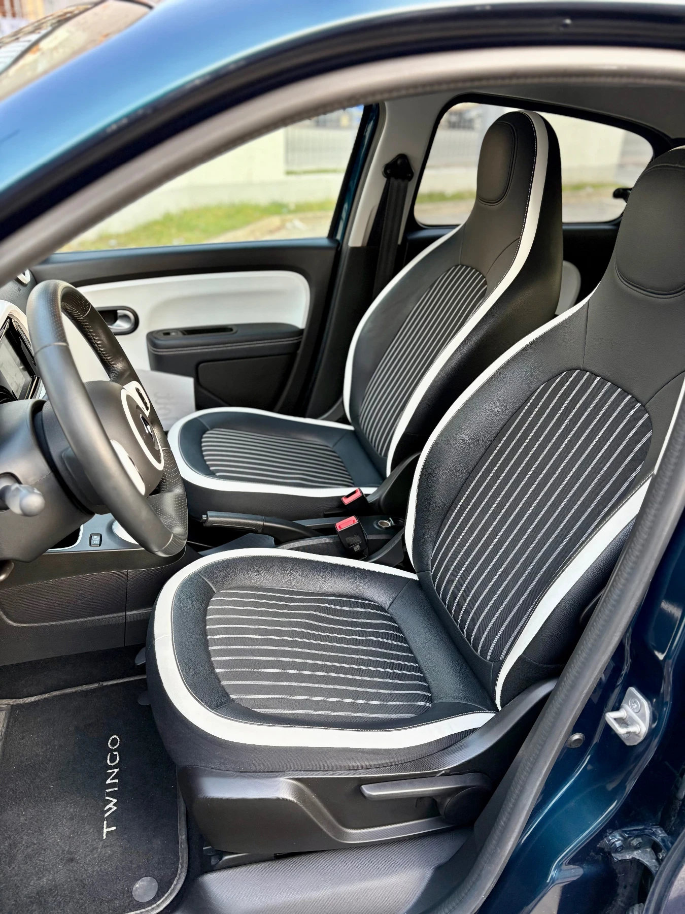 Renault Twingo  - изображение 6