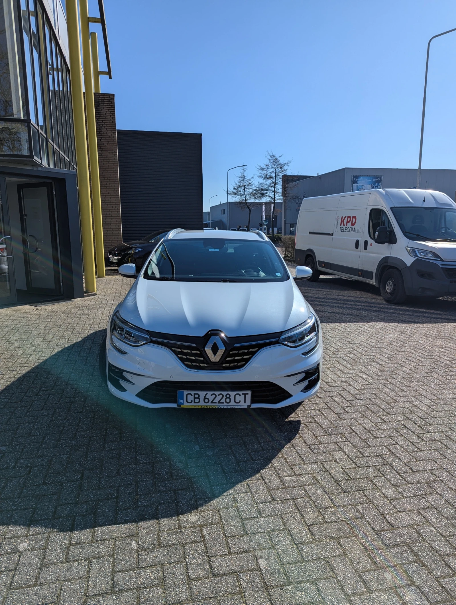 Renault Megane E-TECH - изображение 4