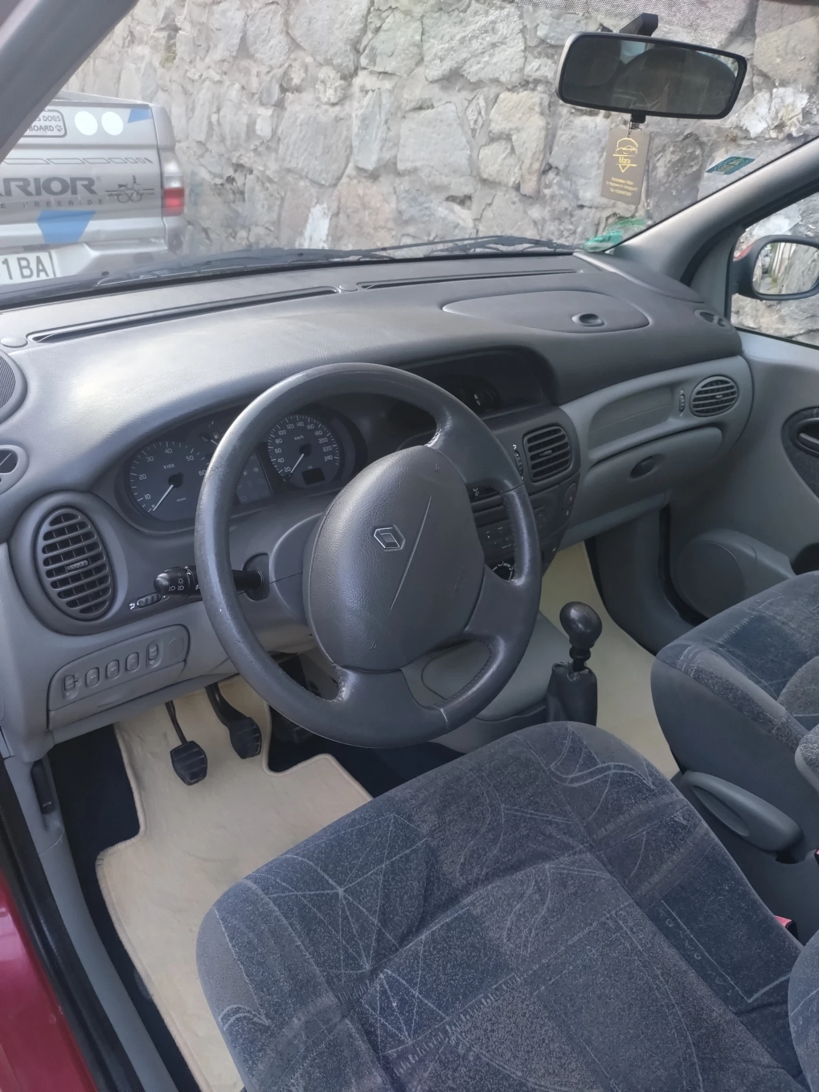 Renault Scenic 1.6 - изображение 3
